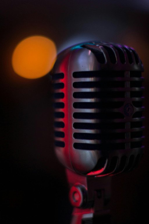The Ultimate Guide to Mastering the Art of Stand Up Comedy Mic Performance